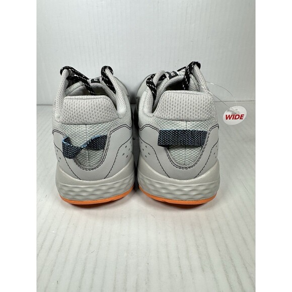 Athletic_Shoes